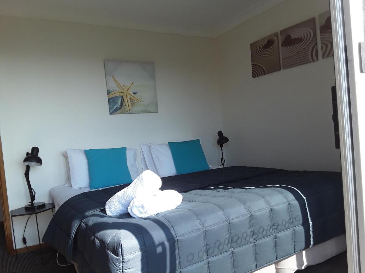 Narooma Golfers Lodge מראה חיצוני תמונה